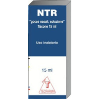 <b>NTR gocce nasali, soluzione flacone 15 ml<br>  NTR spray nasale, soluzione flacone 15 ml </b><br><b>Che cos’è e a che cosa serve</b><br>NTR è un medicinale decongestionante nasale per uso topico; serve per liberare il naso chiuso  m